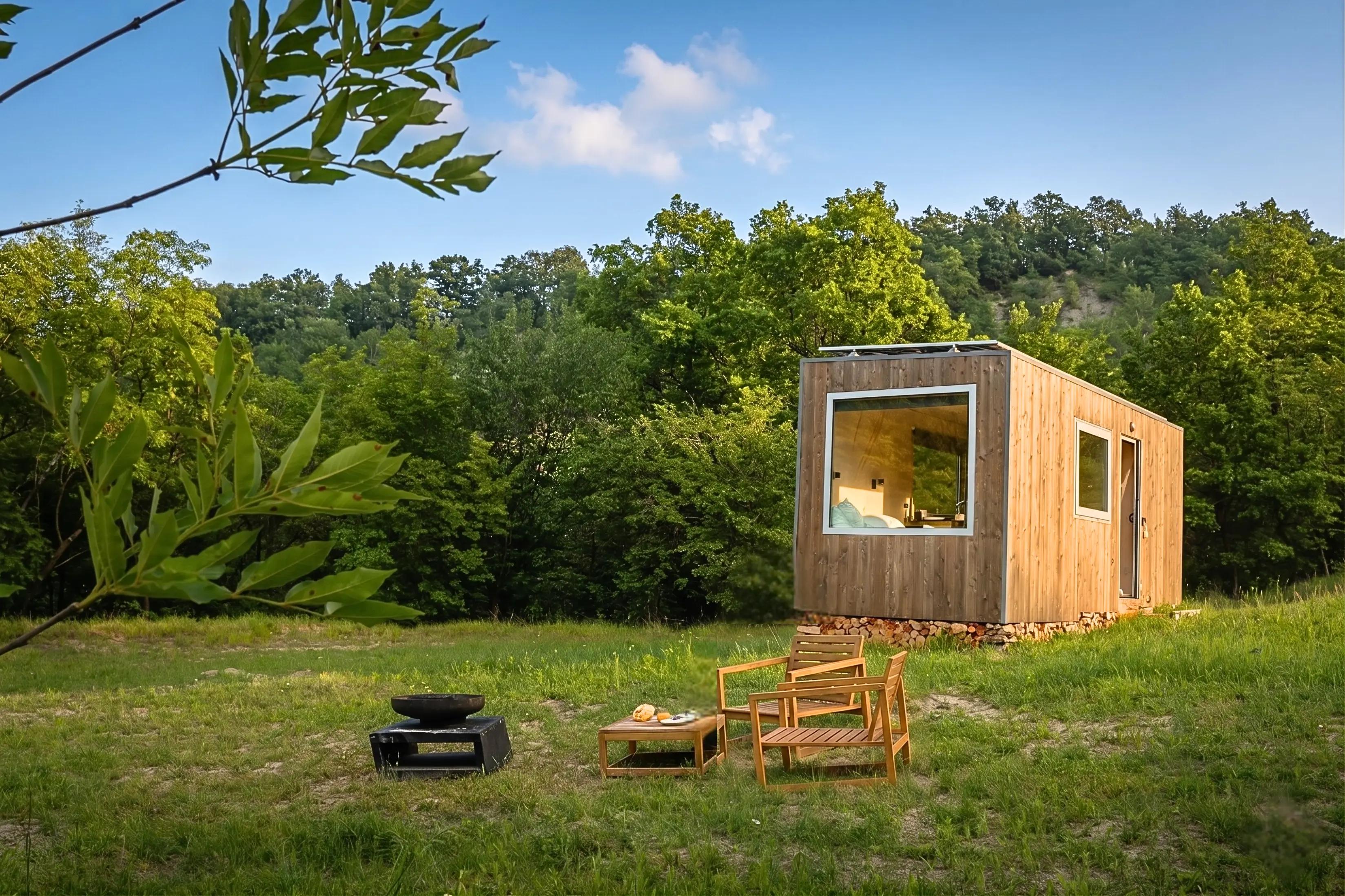 esterno della tiny house prugnola in val tidone