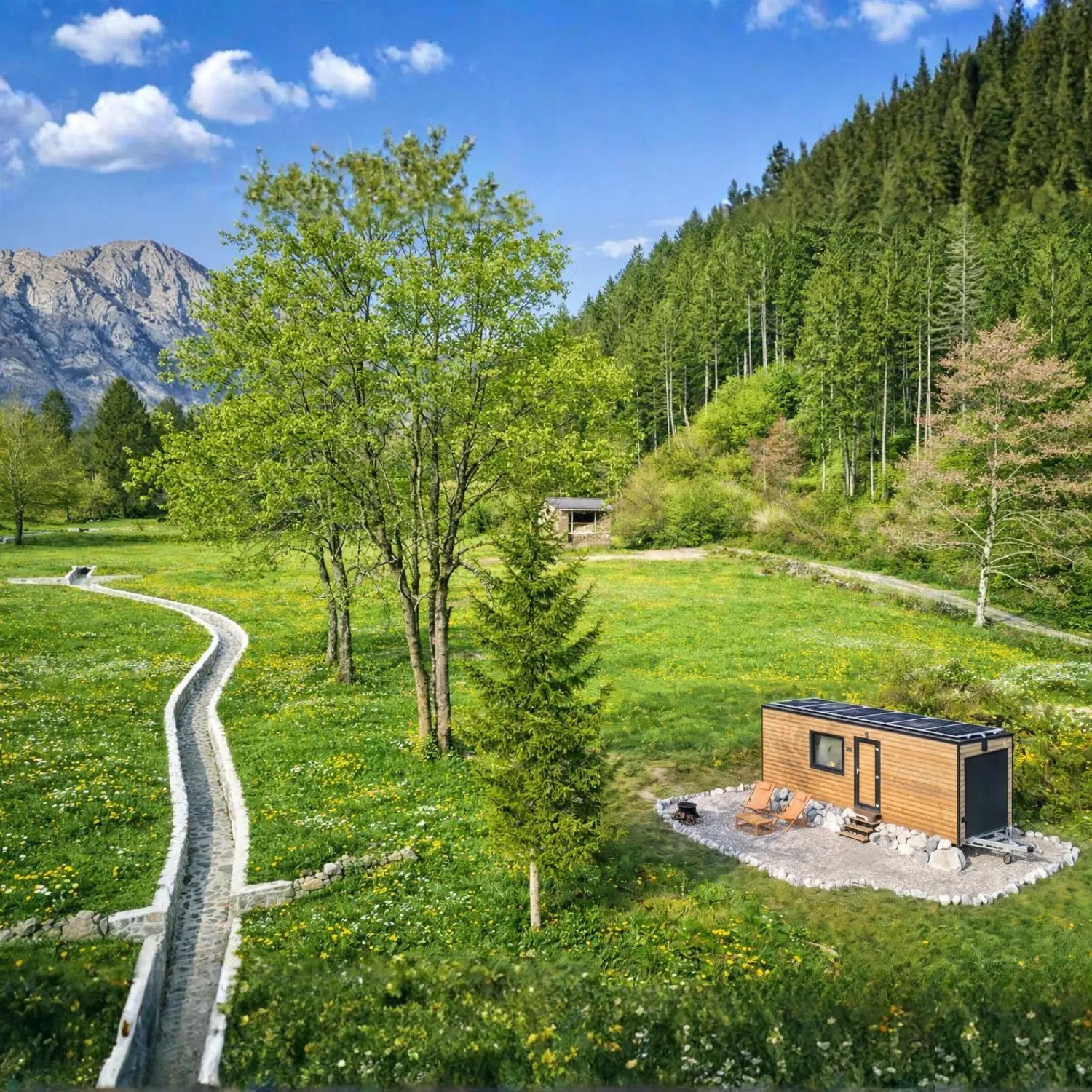 tiny house a paluzza sulle Alpi Carniche nella Valle del But